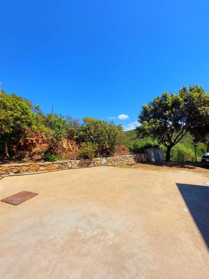 Casa Mama Villa Portixeddu Buitenkant foto