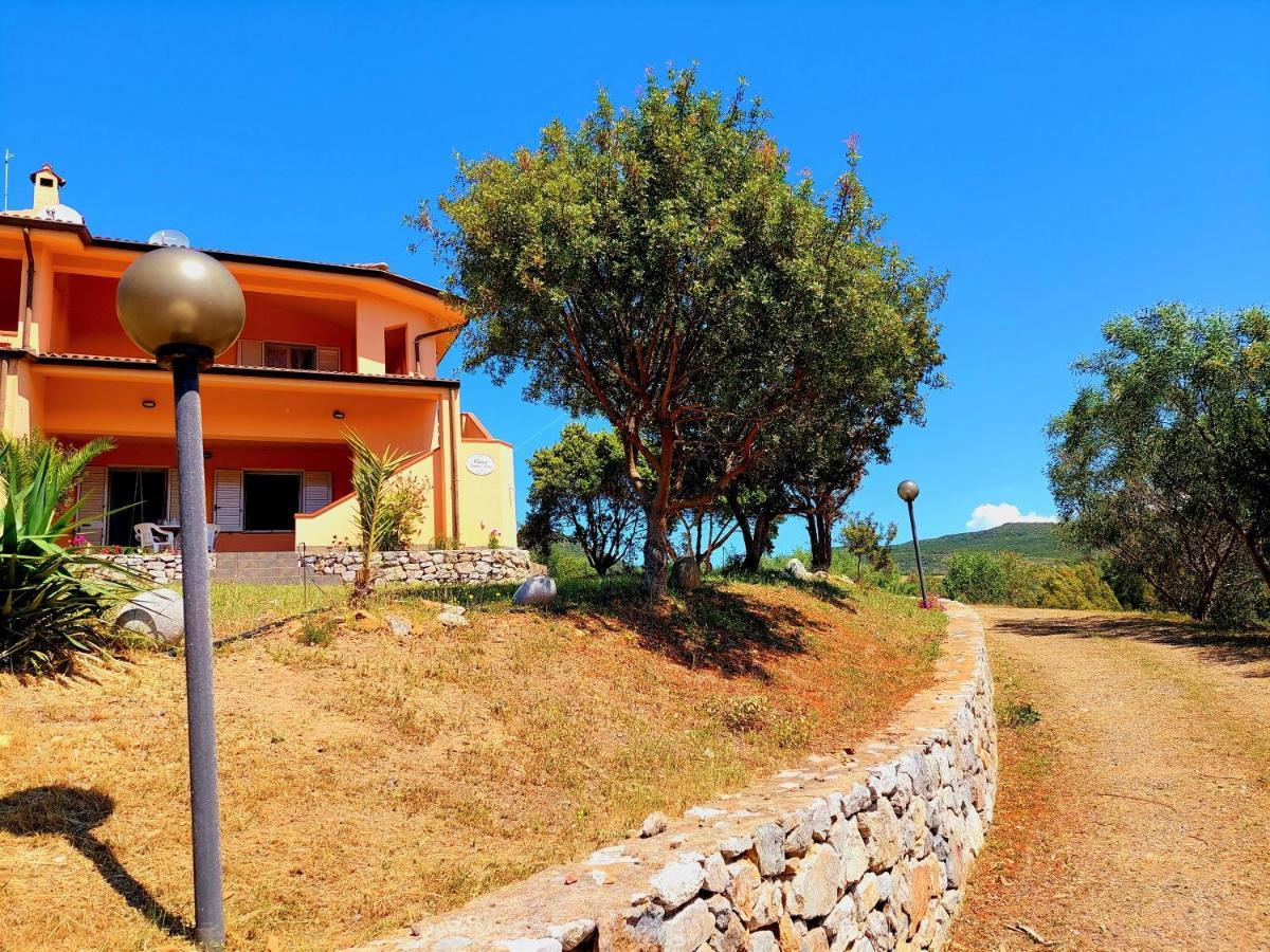 Casa Mama Villa Portixeddu Buitenkant foto